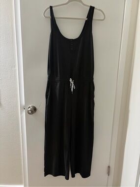 Vuori Black Sleeveless Jumpsuit Romper